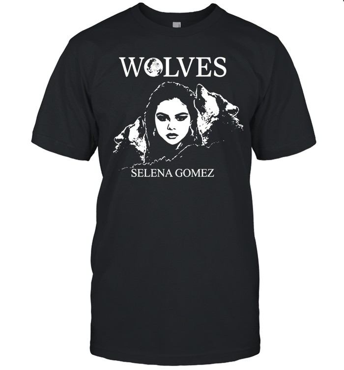 Female artist wolves portrait moon Unisex T-Shirt
